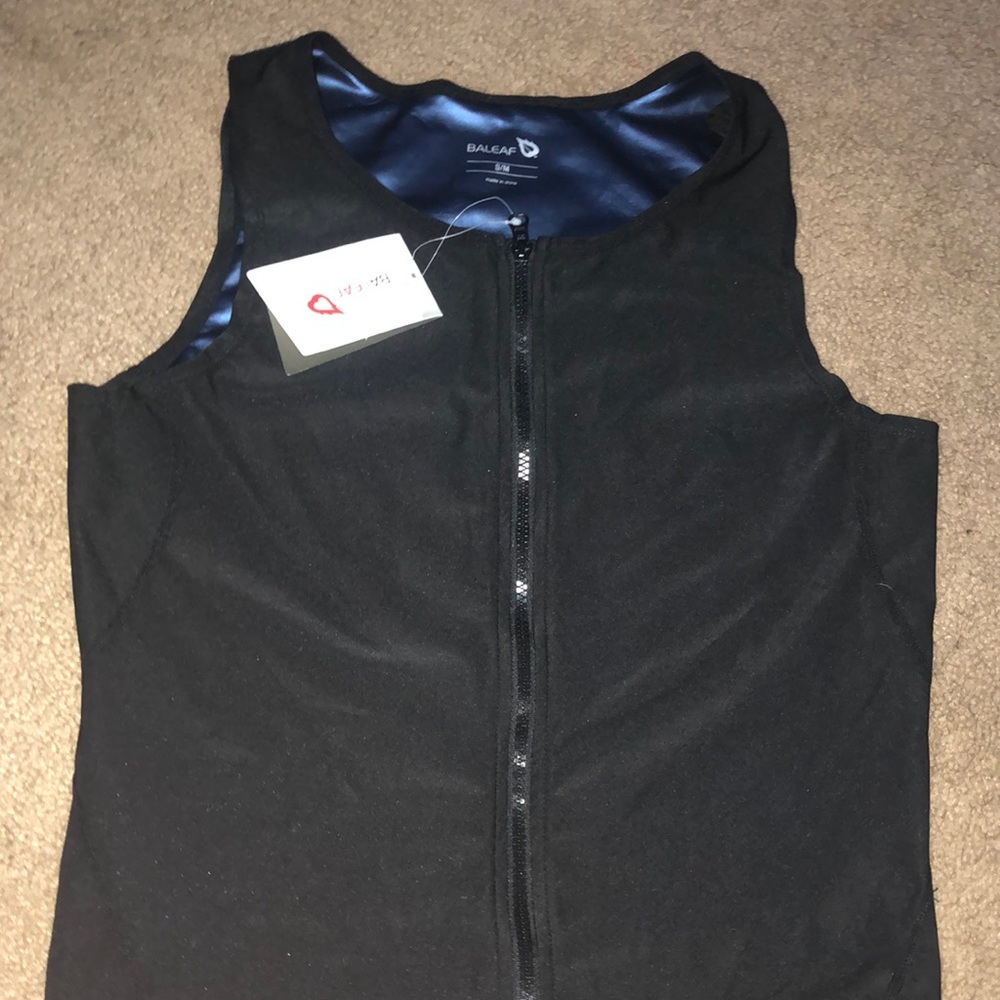 NWT mens activewear